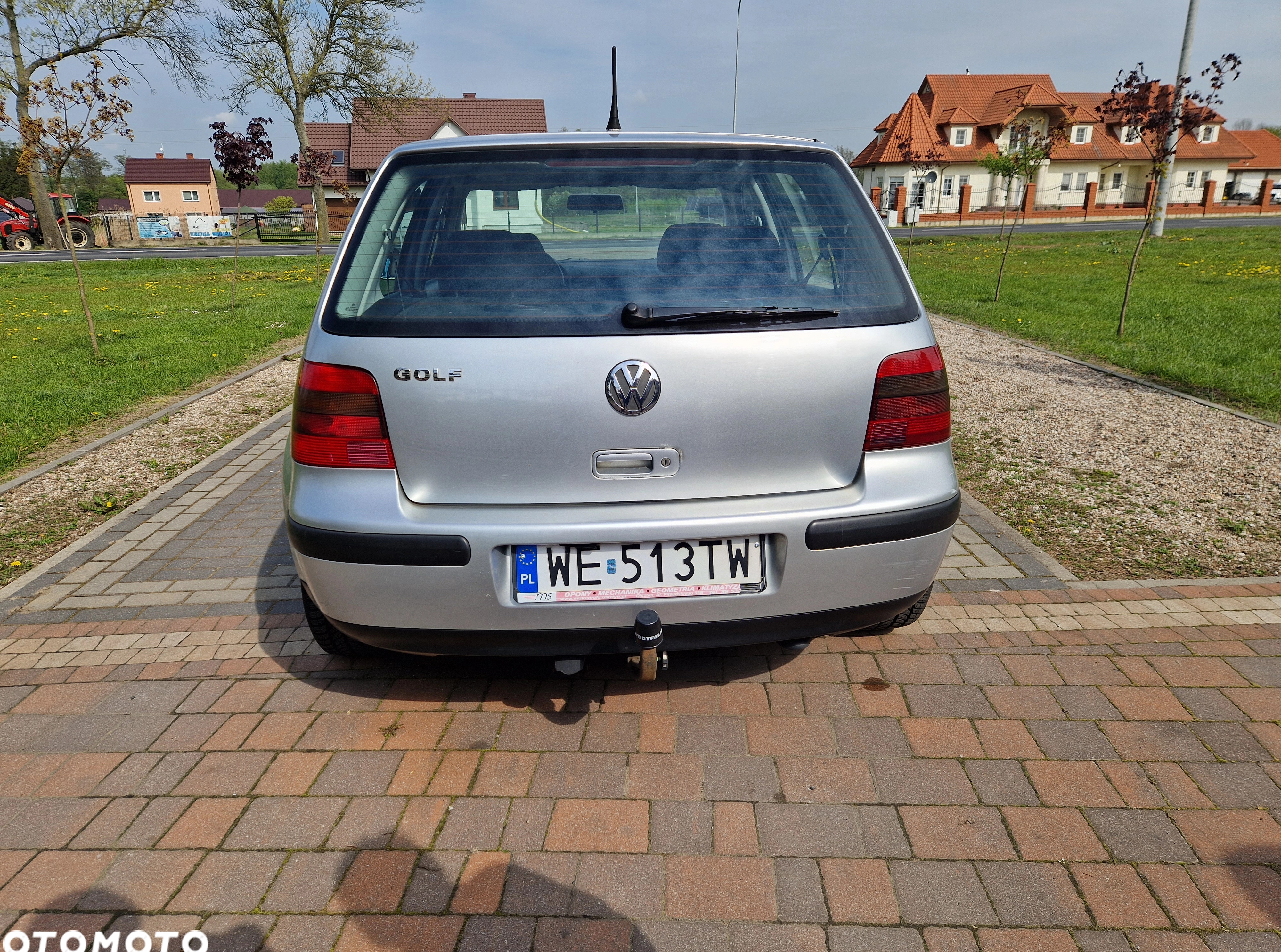 Volkswagen Golf cena 7500 przebieg: 200000, rok produkcji 2001 z Zabłudów małe 137